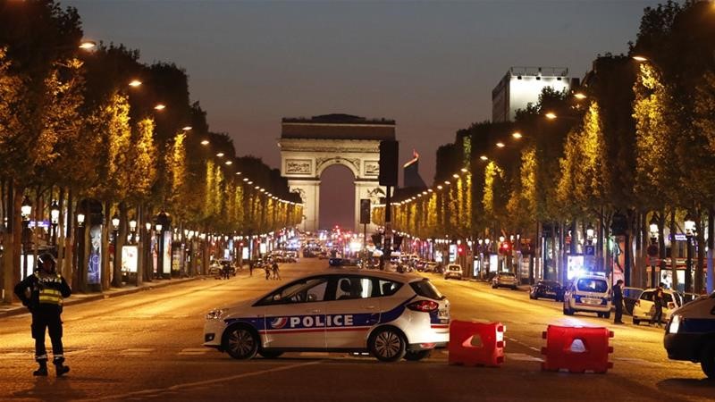 Gunman kills police officer, injures others in Paris