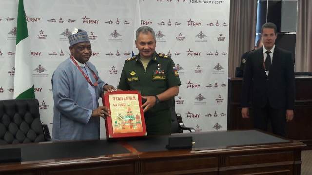 Nigeria, Russia sign defence deal