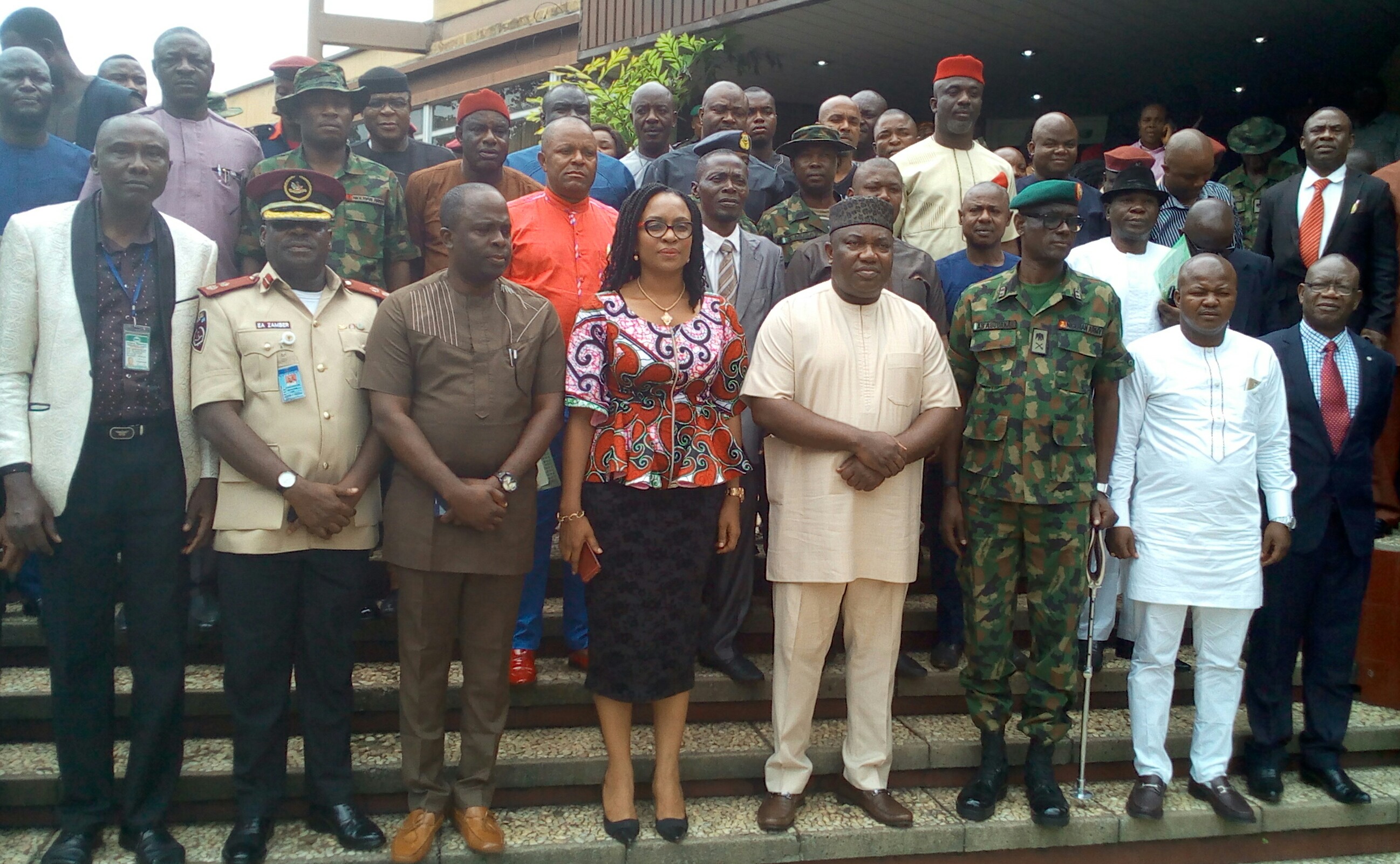Gov. Ifeanyi Ugwuanyi of Enugu State (4th right), with the General Officer Commanding (GOC) 82 Division of the Nigerian Army, Enugu, Major General Adamu Abubakar (3rd right); Sector Commander, Federal Road Safety Commission (FRSC), Mr. Edward Zamber (2nd left); South East Zonal Co-ordinator, National Emergency Management Agency (NEMA), Mr. Martins Udeinya (left); Executive Secretary, Enugu State Emergency Management Agency (SEMA Enugu), Mrs. Nkechi Eneh; other top government functionaries, during a two-day stakeholders meeting on Disaster Management organized by SEMA at Nike Lake Resort, Enugu, yesterday.
