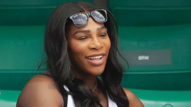 Serena Williams gives birth to baby girl