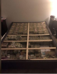 Shocking: Man keeps $17m under mattress