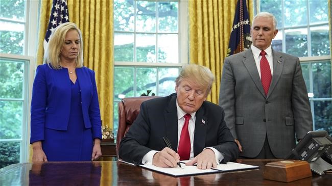 Immigration: Trump finally ends family separations by executive order