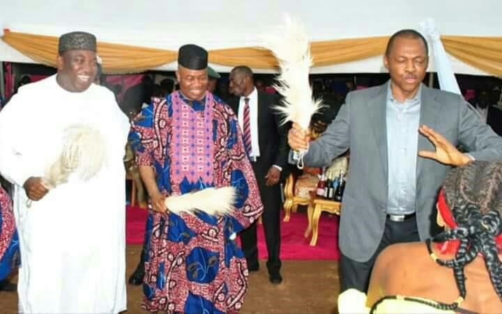 Sen. Akpabio commends Ugwuanyi/Chime rapport in Enugu