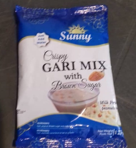 Nigerians scramble for Ghanaian ‘Garri’ at Lagos Trade Fair