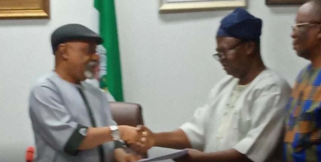 BREAKING: ASUU suspends strike, asks lecturers to resume Friday