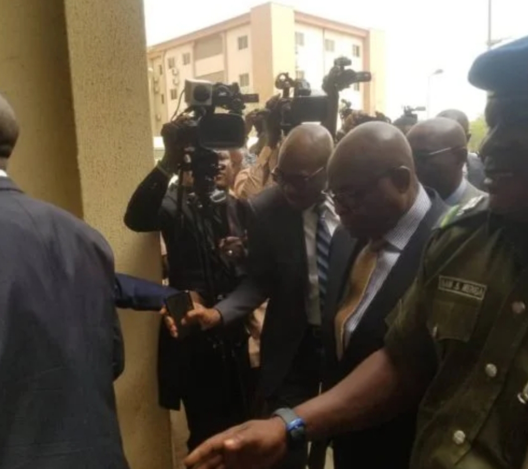CCT withdraws arrest warrant against Onnoghen as suspended CJN pleads not guilty