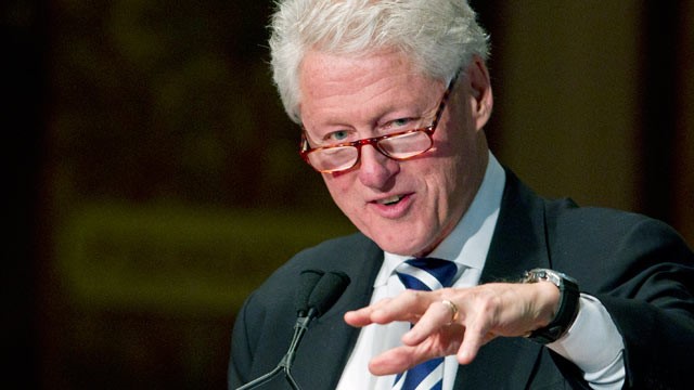 Peace Accord: Bill Clinton arrives Tuesday to meet Buhari, Atiku