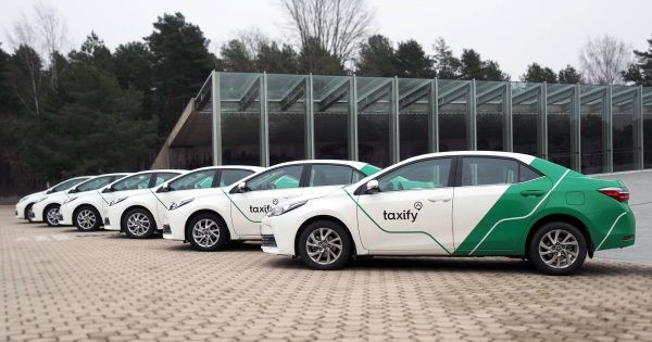 Taxify changes name to Bolt