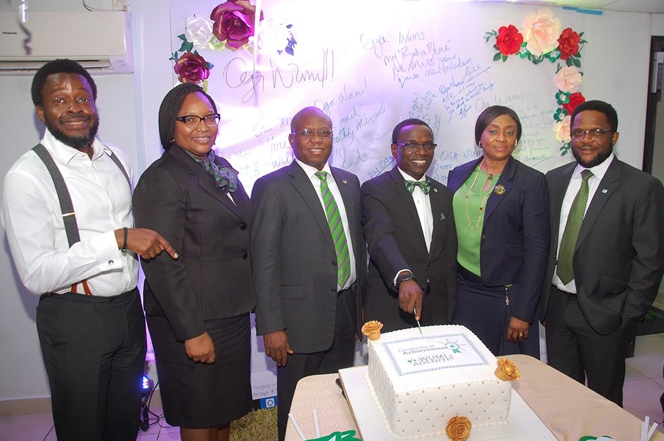 Heritage Bank honours outgoing General Manager/Chief Compliance Officer