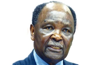 Gowon slumps at funeral in Delta State