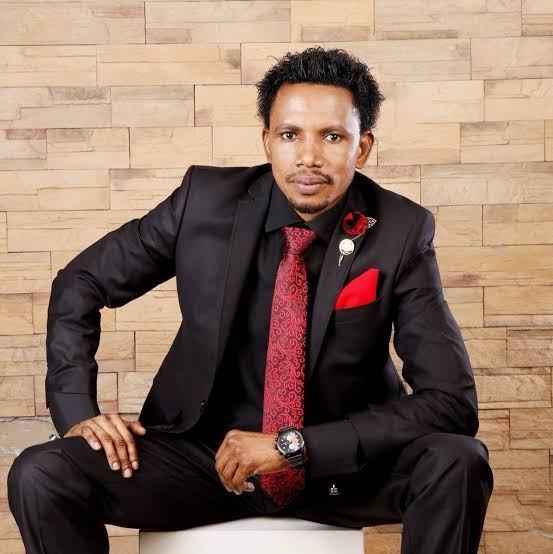Senator goes viral for assaulting woman in Abuja
