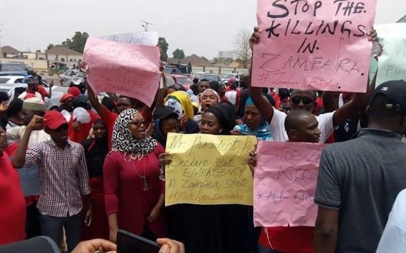 Banditry: Villagers protest, convey corpse to Zamfara govt house