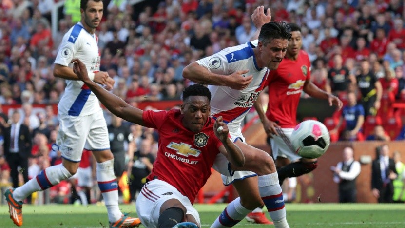 Man Utd suffer shock defeat to Crystal Palace as Chelsea win