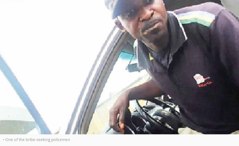 Police extort Lagos motorist for using Google map