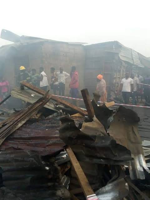 BREAKING: Fire engulfs Katangowa market in Lagos