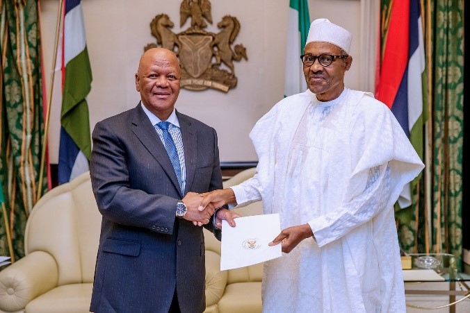 South Africa apologizes to Nigeria after xenophobic attacks