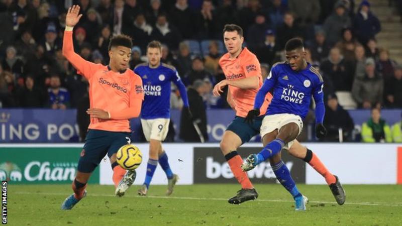 Iheanacho scores dramatic winner for Leicester