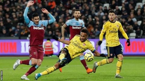 Arsenal record come-back win against West Ham