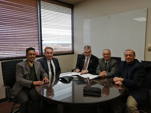 AURAK signs agreement with University of Texas at Arlington