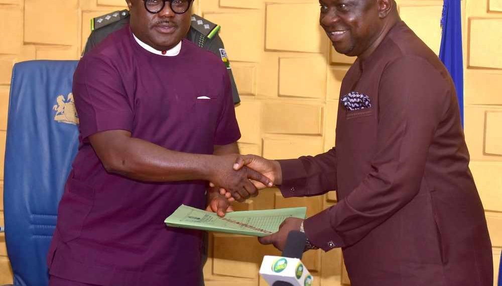 Cross River: Ayade signs N1.1tr 2020 appropriation bill into law