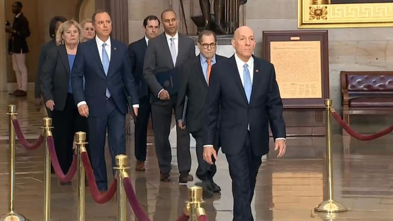 Trump impeachment trial opens as senators swear in