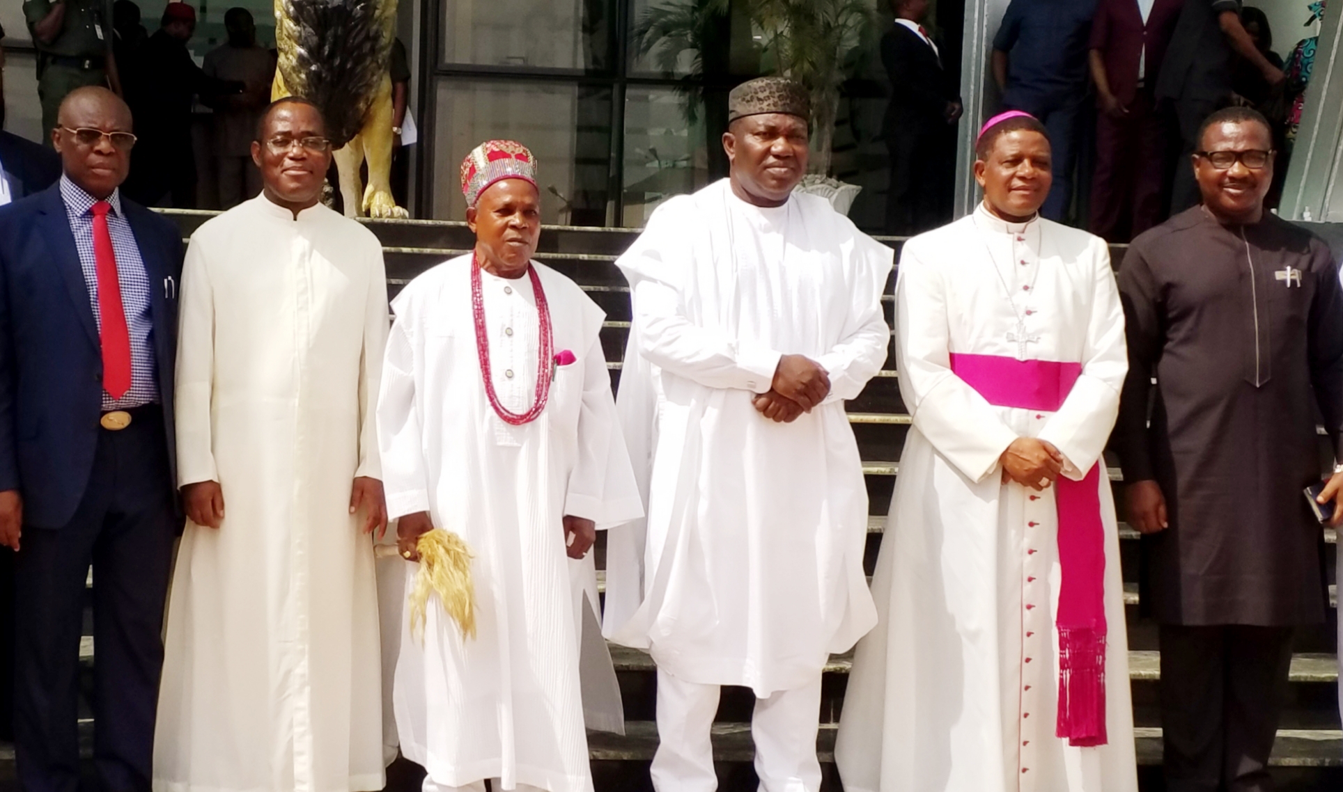 Governor Ifeanyi Ugwuanyi of Enugu State (3rd right) with his Commissioner for Education, Prof. Uche Eze (right), Pro-Chancellor/Chairman of Enugu State University of Science and Technology (ESUT) Governing Council, Most Rev. Prof. Godfrey I. Onah (2nd right), Vice Chancellor of ESUT, Prof. Luke Anike  (left), HRH Igwe Amb Lawrence Agubuzu (3rd left) and Rev. Fr. Dr. Ikechukwu Ani, after the governor inaugurated the Governing Council of the University, at the Government House, Enugu, yesterday. 