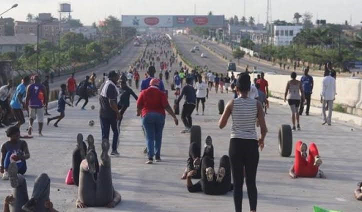 Lockdown: Lagos joggers bag 14-day quarantine