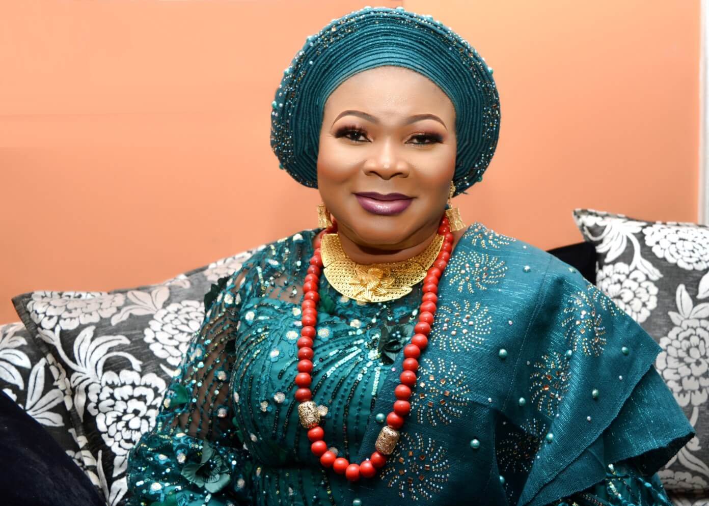COVID-19: Olori Janet Afolabi donates face masks to School for the Blind