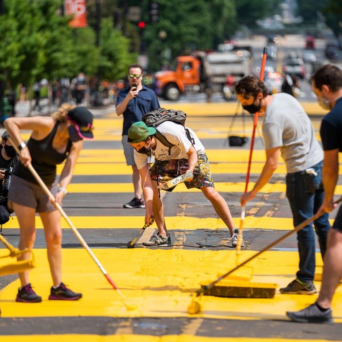 Protesters paint ‘Black Lives Matter’ mural on street near White House