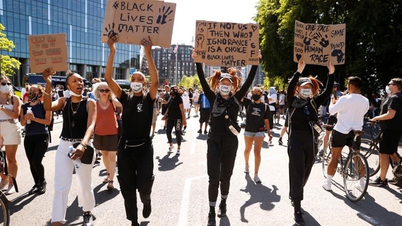 Police Killing: Thousands rally in London, Berlin over George Floyd death