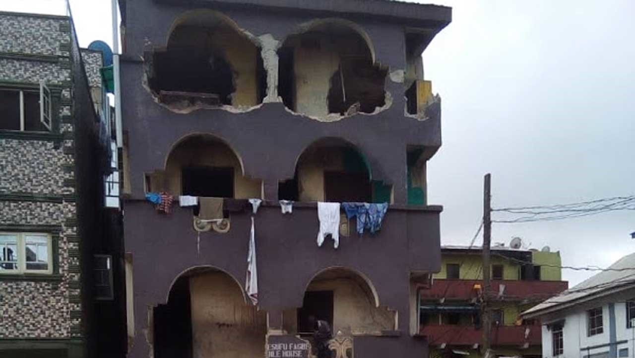 Lagos govt to demolish 100 distressed buildings