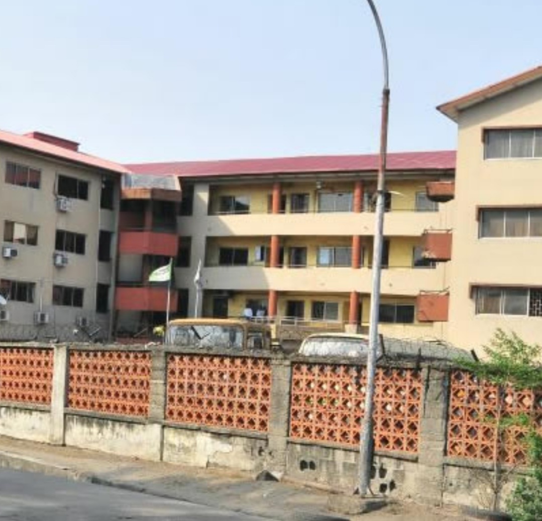 Thugs set ablaze Ajeromi LG secretariat, loot offices