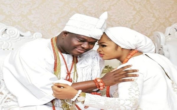 Ooni of Ife, Oba Adeyeye Ogunwusi, on Wednesday morning announced that his queen, Olori Silekunola Ogunwusi