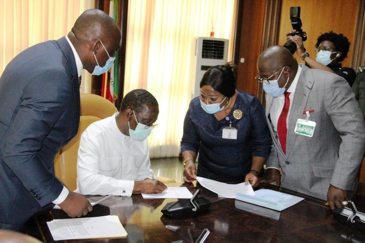 Okowa signs 2021 Appropriation Bill