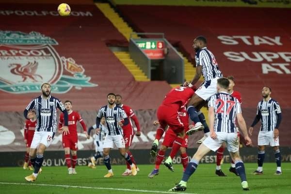 Semi Ajayi’s header earns point for West Brom against Liverpool