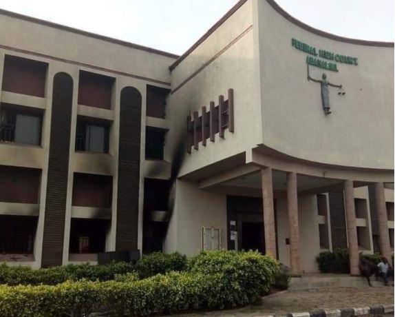 Hoodlums set ablaze Federal High Court Abakaliki, injure two guards