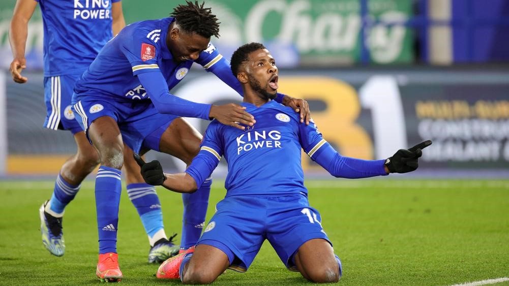 Leicester City star Iheanacho signs new 3-year contract