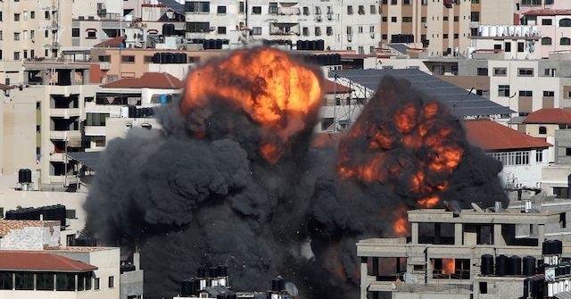 Israel, Hamas step up bombing attacks as conflict claims 140 lives