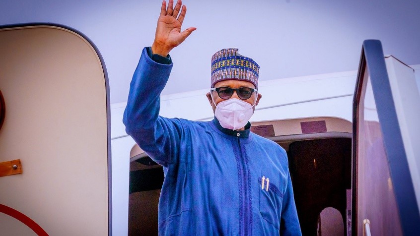 Buhari jets out to Accra for ECOWAS summit on Mali