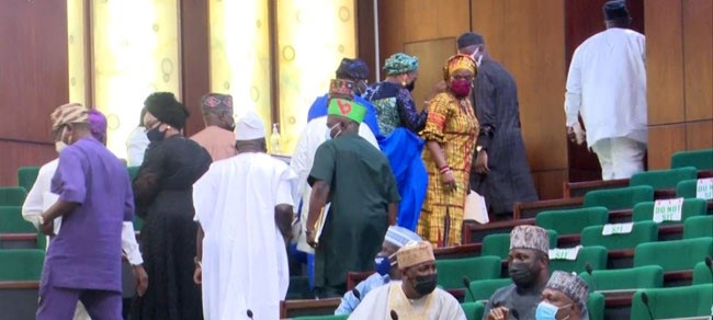 Twitter: PDP Reps stage walkout as Speaker blocks push for ban reversal