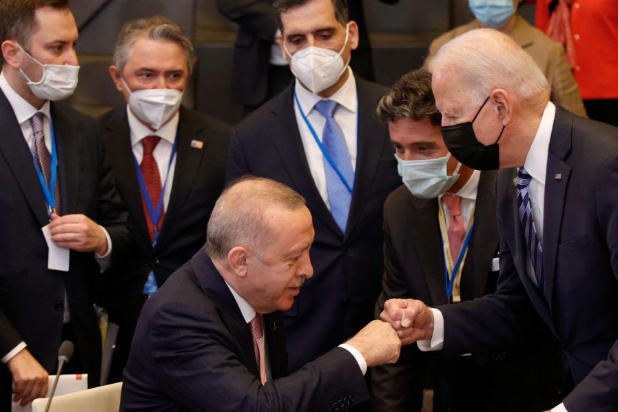 Erdogan holds talks with Biden