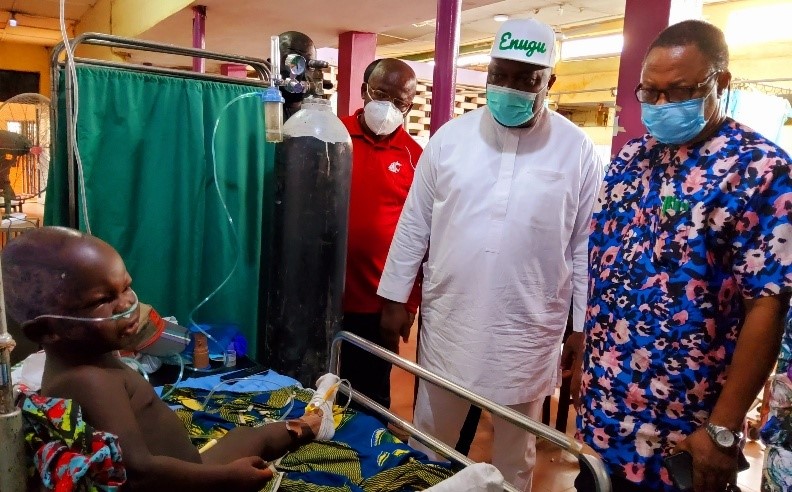 Gov. Ugwuanyi visits hospitalised survivors of adulterated kerosene