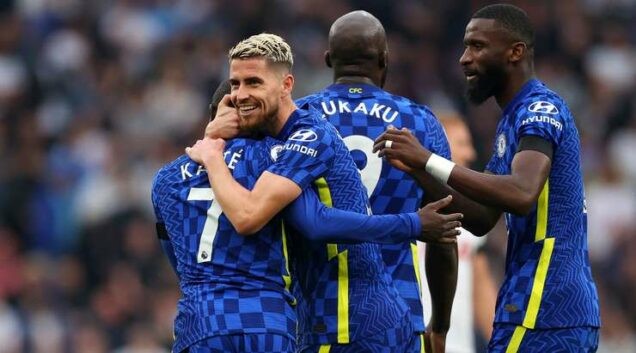 Chelsea demolish Tottenham 3-0