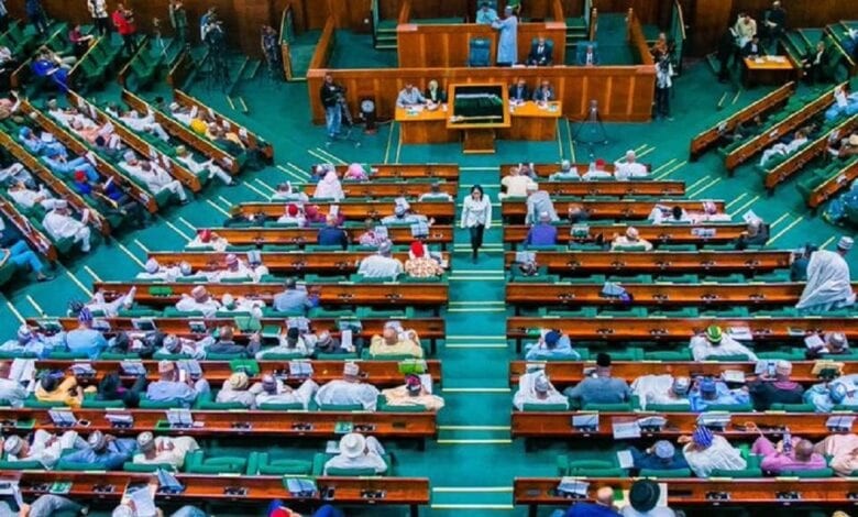Voters should stone non-performing politicians – Rep member