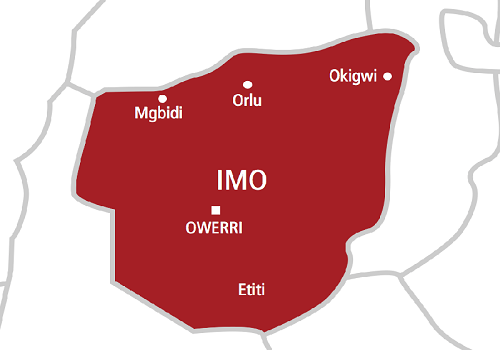Imo monarchs go into hiding as gunmen abduct two, set palaces ablaze