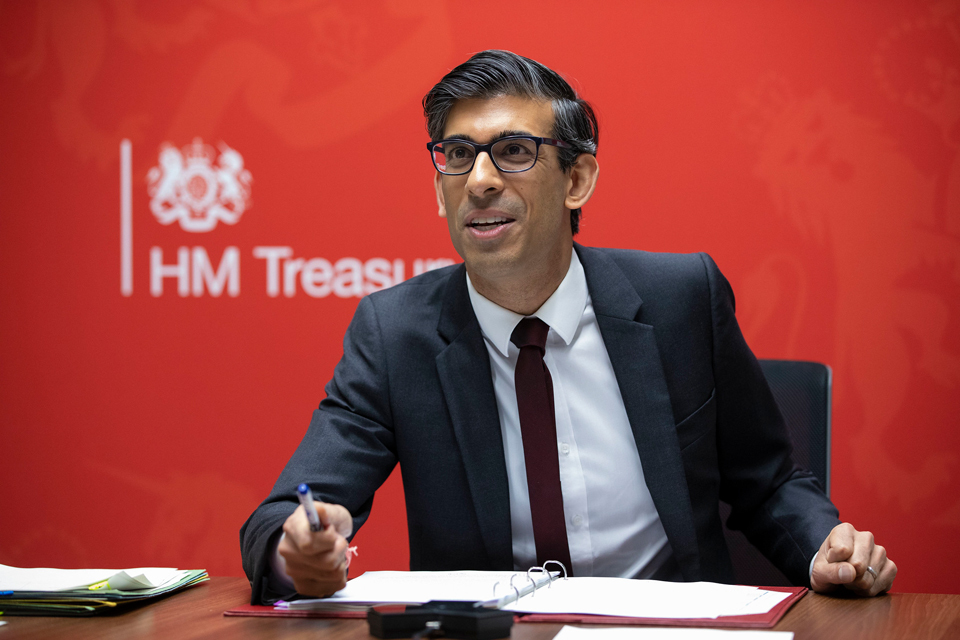 Britain announces £1bn aid to Omicron-hit businesses