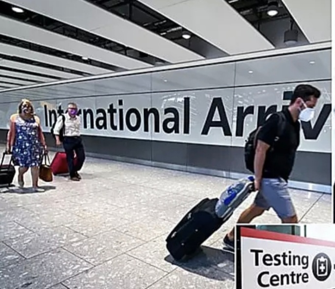 UK govt set to scrap controversial travel red list 