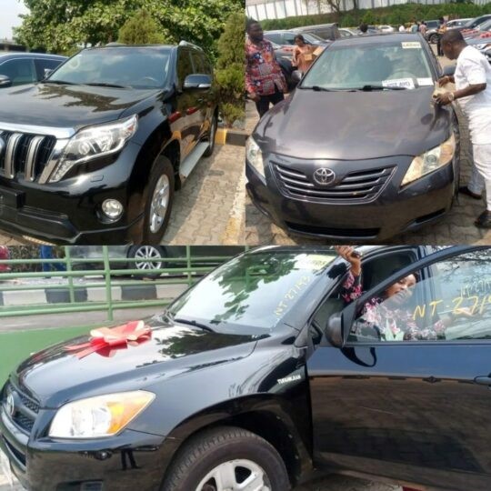 Pastor Oyakhilome doles out 50 cars to Christ Embassy staff