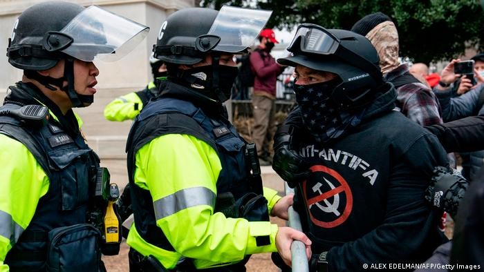 US to create unit for tackling domestic terrorism
