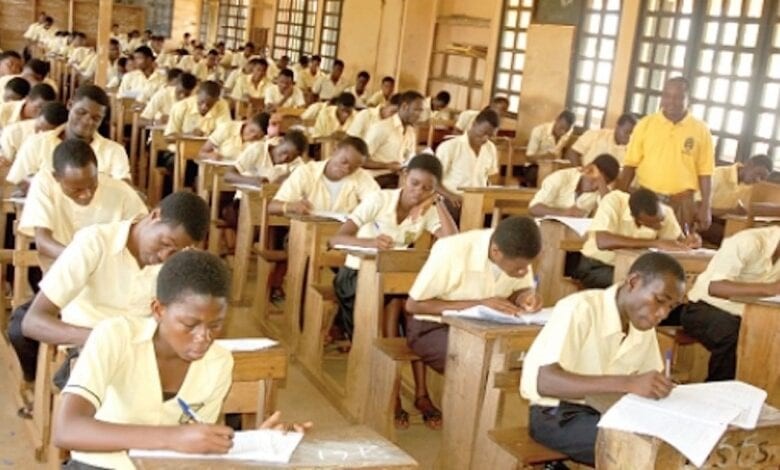 80,000 students in Kano make 9 credits in NECO exams